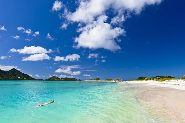 Clear waters at Sandy Island - Grenada