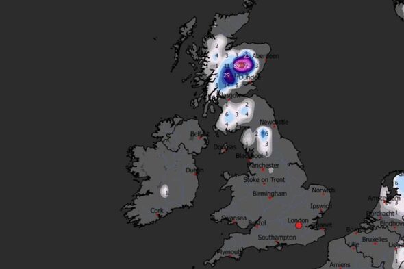 uk weather map showing snow depth
