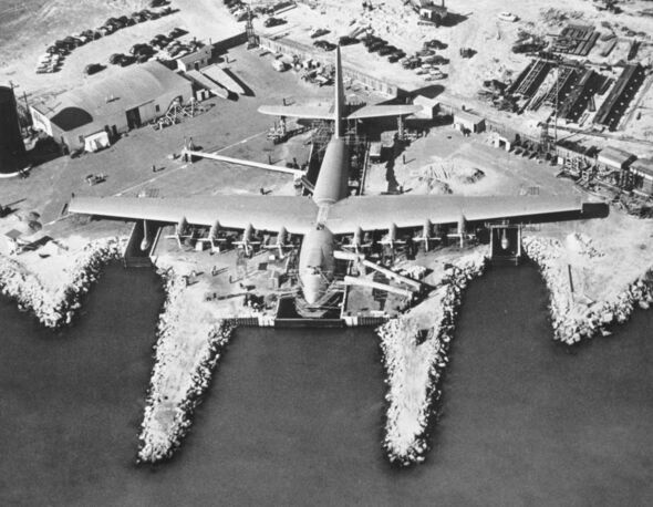 Spruce Goose Cruising