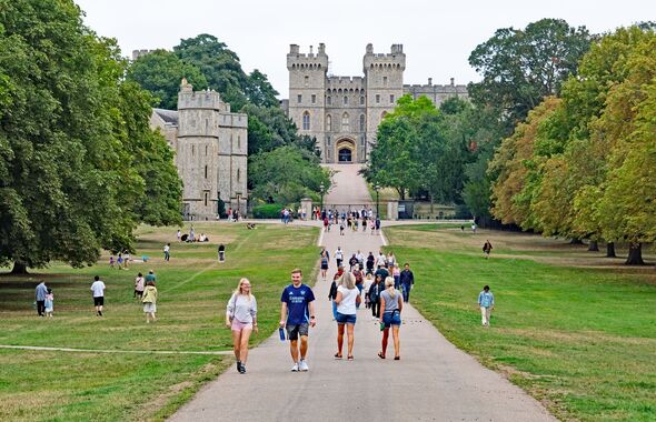 View up the 'Long Walk' towards Windsor Castle