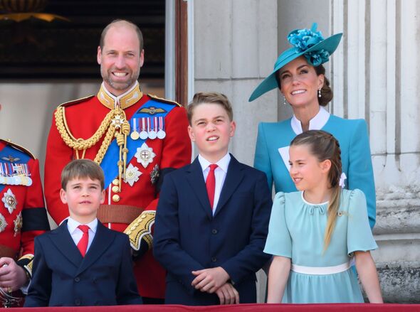 Prince William and Princess Catherine with their children