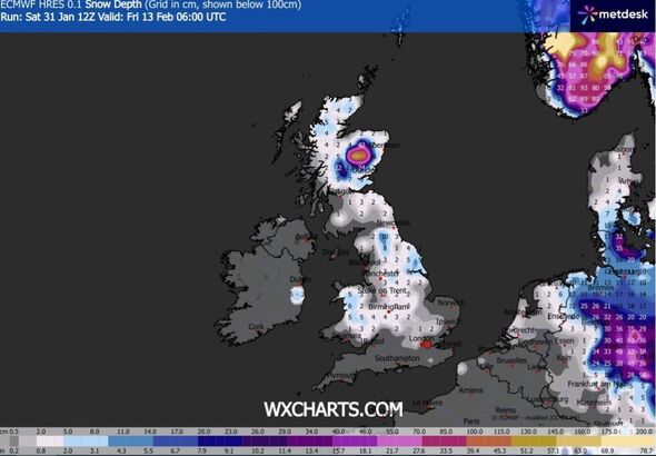 A weather map of UK showing snow