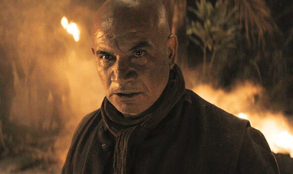 Temuera Morrison as Lee