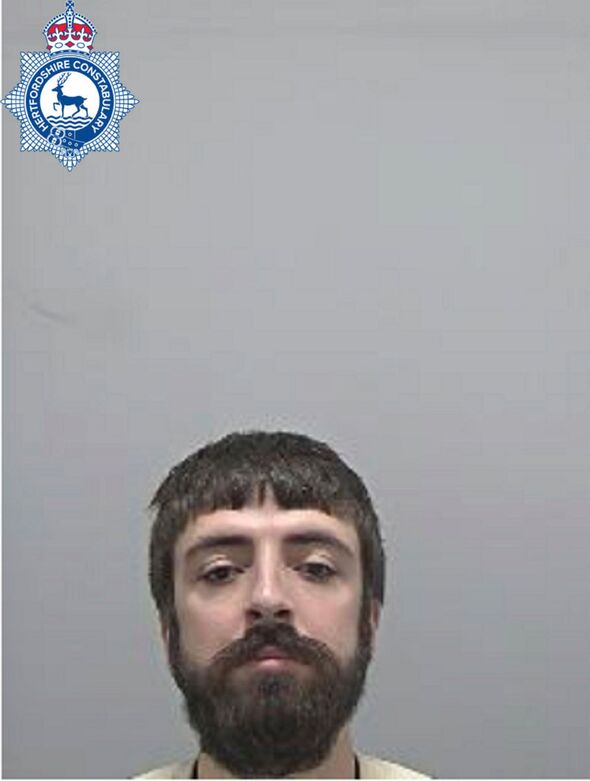 Britain Women Crossbow (25065555319233)