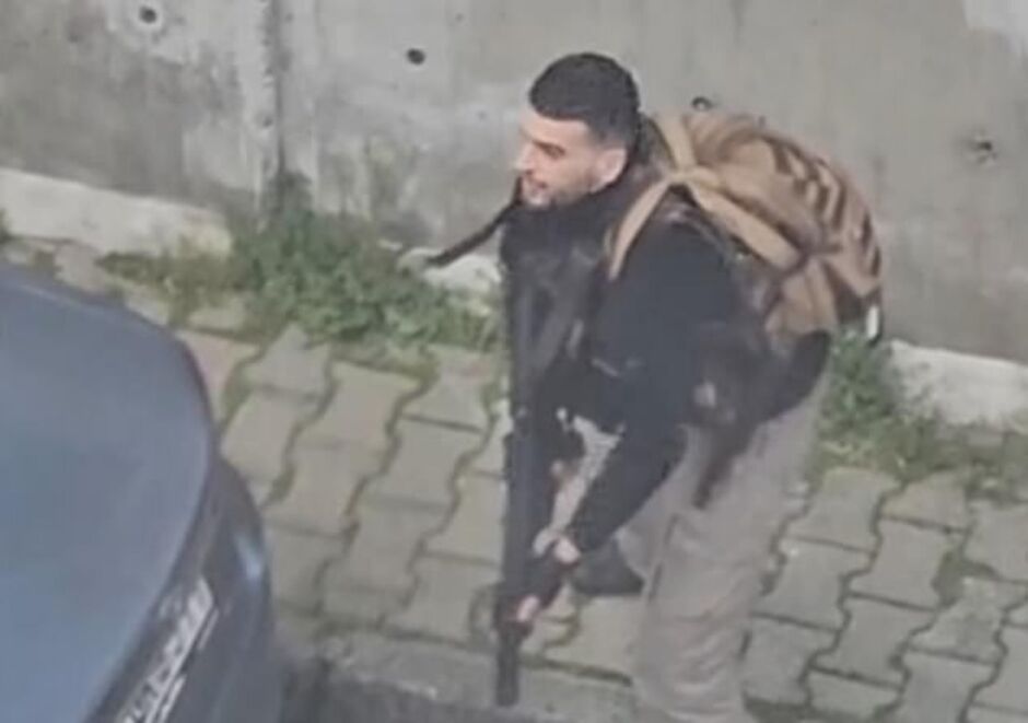 Shooter who fired at Istanbul cops during Israeli consulate firefight.