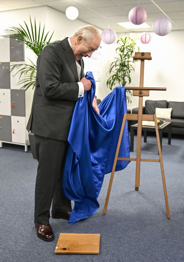 Royal visit to Oxford Photovoltaics Limited