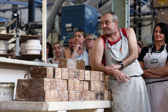 Denby worker listens to Rishi Sunak