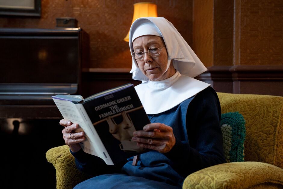 547880,TITLE:Call the Midwife s15
