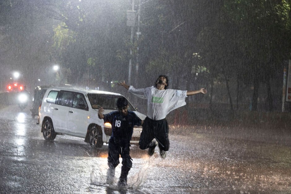 Heavy Rain And Hail Strike In Dhaka, Bangladesh - 01 Apr 2026