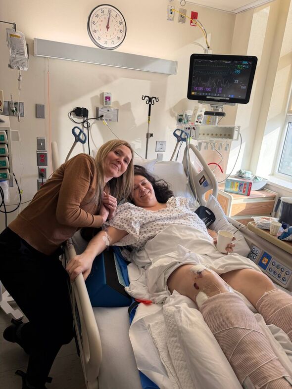 Solange and her daughter Sarah Lépine in hospital in New York