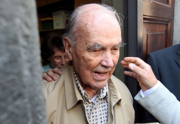 Italian Jews picket Nazi's new workplace