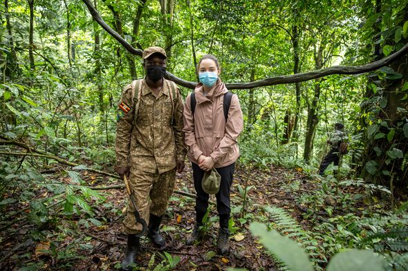 Steph Spyro with guide Amos Nduhukire during trek