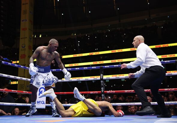 Conor Benn knocks Chris Eubank Jr down