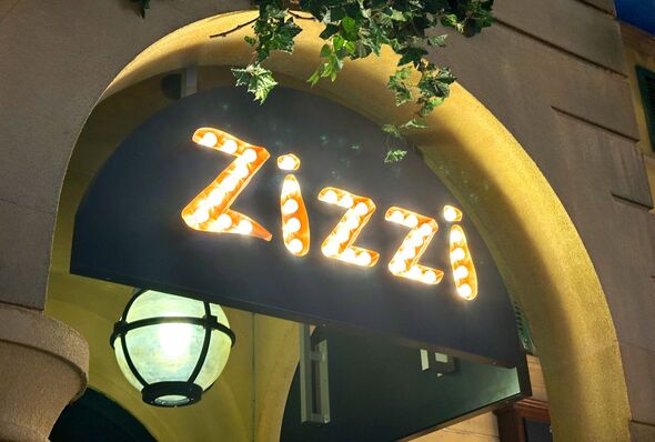 Zizzi Restaurant, Trafford Centre.