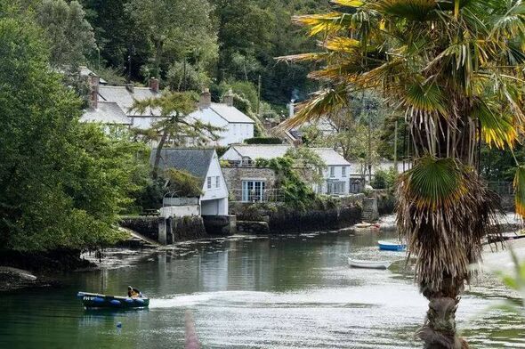 The village of Helford, nestled on the Helford river