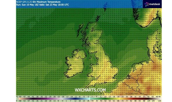 UK hot weather maps showing temperatures in their 20s