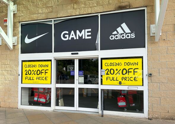 Sports Direct - Game Store Sign
