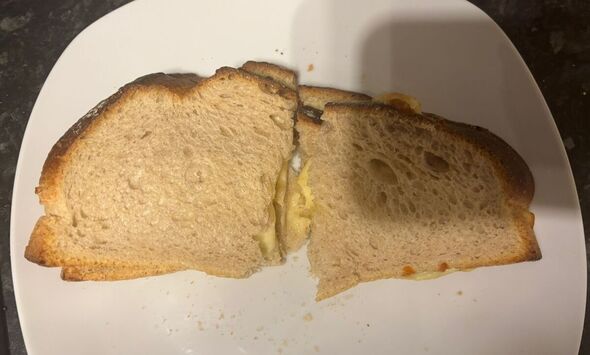 Cheese toastie from oven