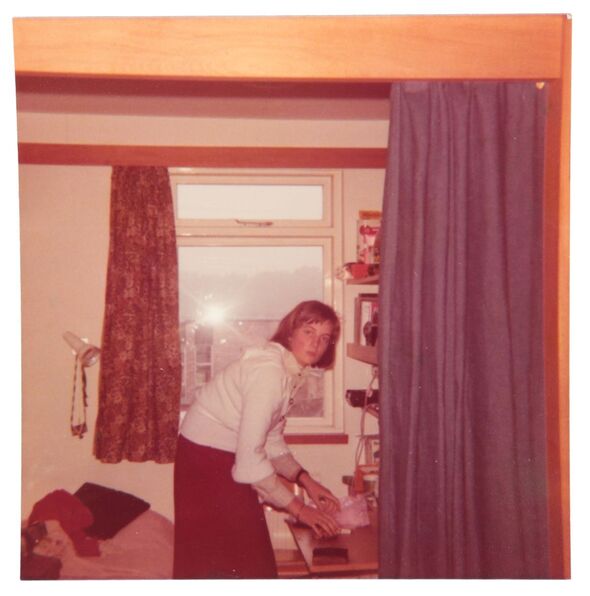 Diana in a dorm
