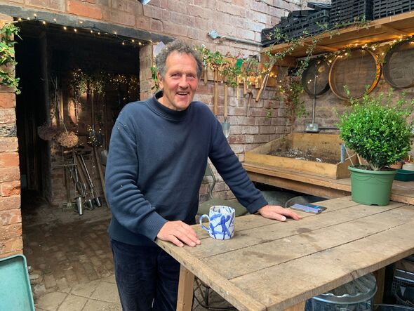 410328,Gardeners' World Winter Specials 2022