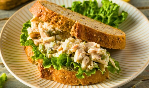 Picture of a tuna sandwich