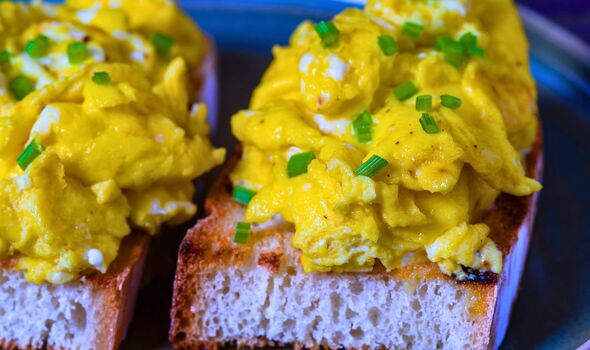 Picture of scrambled eggs on toast