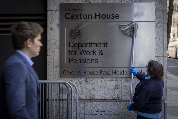 Cleaning The Department For Work & Pensions