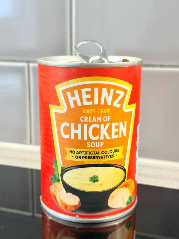 Can of Heinz Cream of Chicken soup